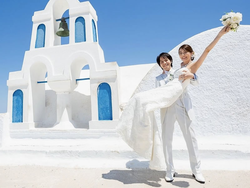 サントリーニ島お二人の息の合った、綺麗なポージング