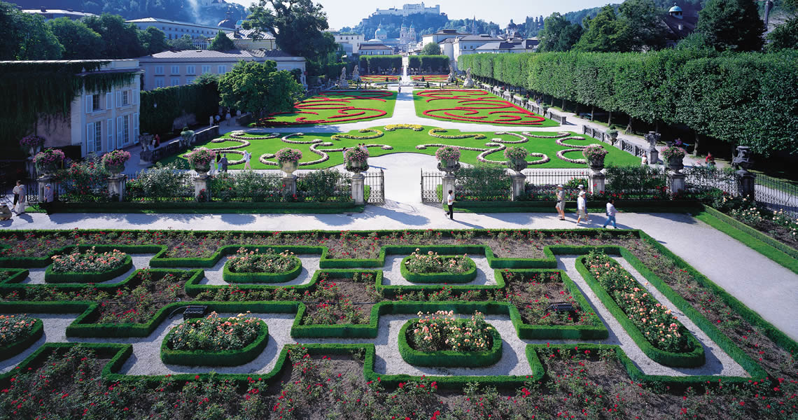 オーストリア・ザルツブルク・ミラベル宮殿のガーデン