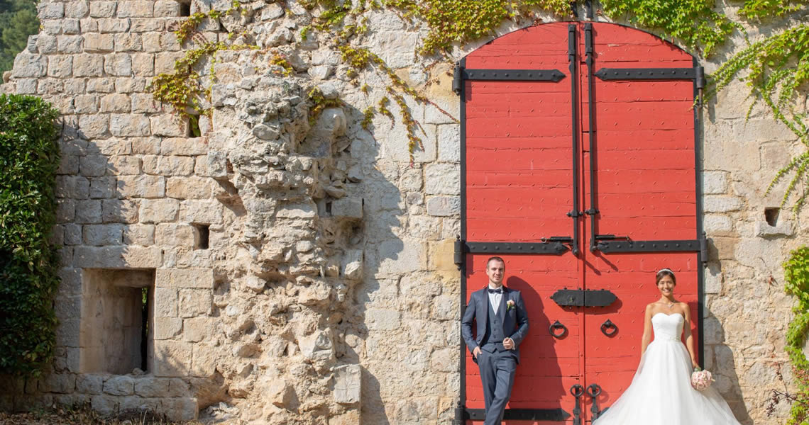 南フランス・ヴァンス村・シャトーサンマルタン結婚式カップルフォト