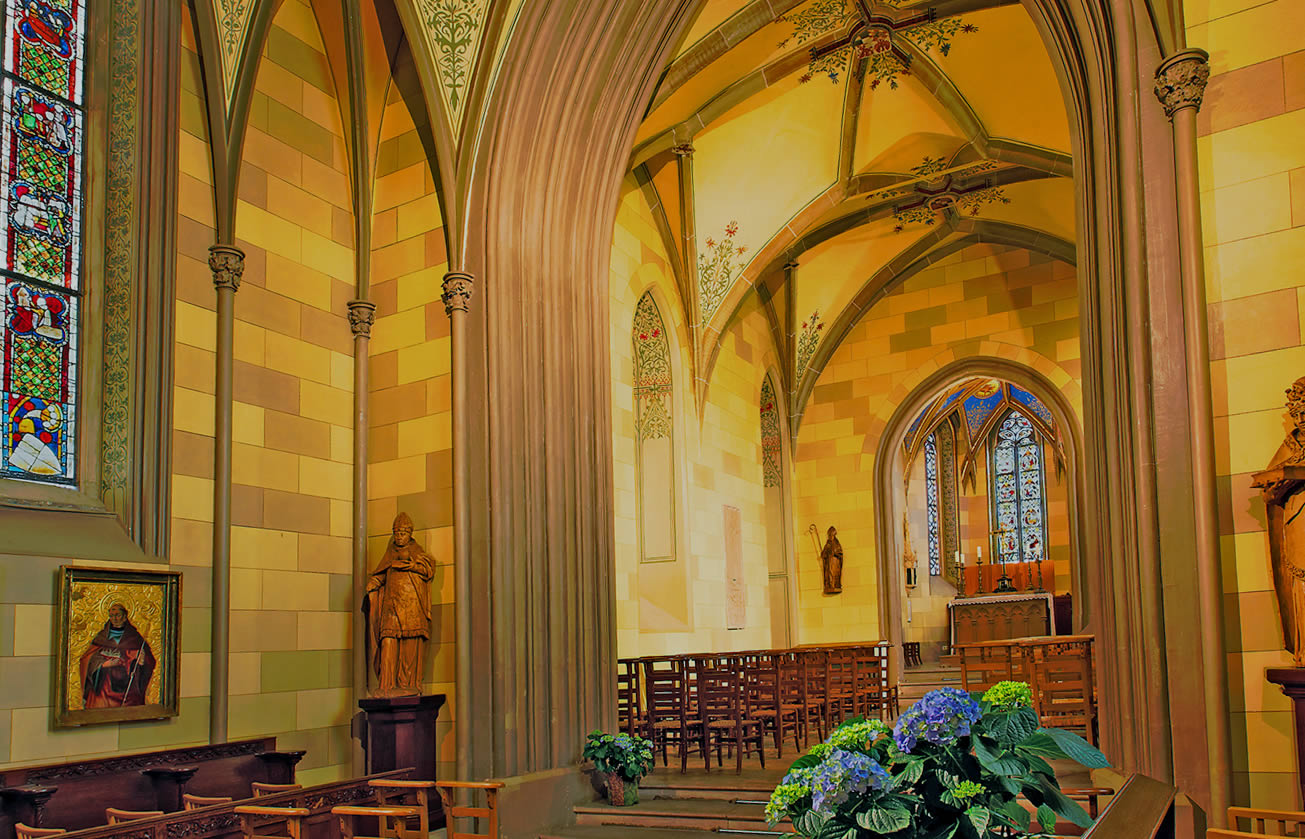 ドイツ・ホーエンツォレルン城チャペルウェディング・祭壇