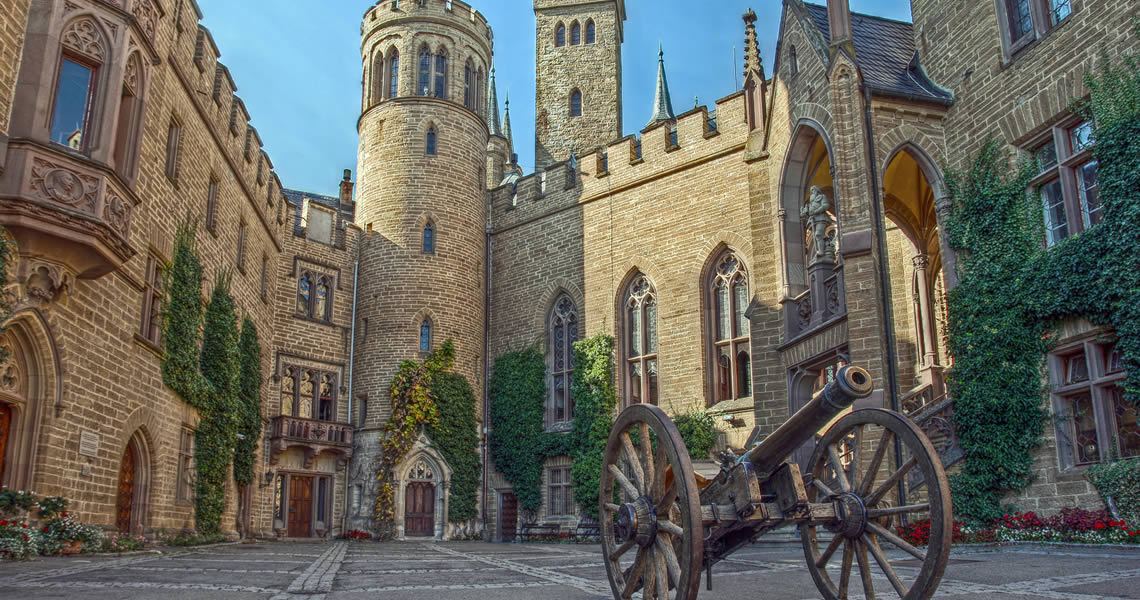 ドイツ・ホーエンツォレルン城建物外観