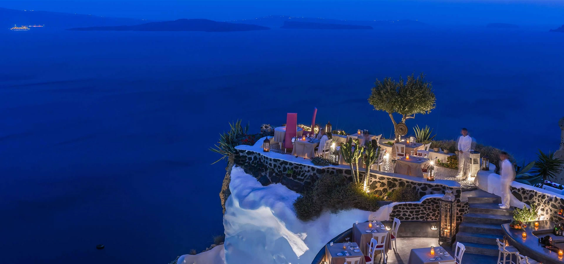 サントリーニ島