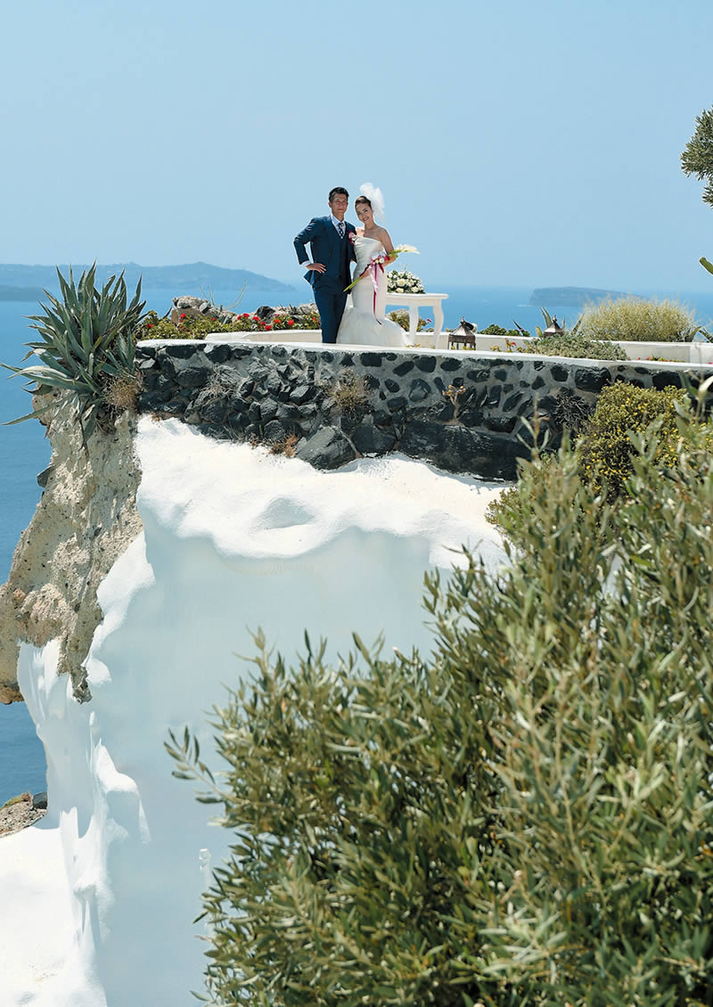 アンドロニスラグジュアリースイーツ ウェディングカップル指輪交換