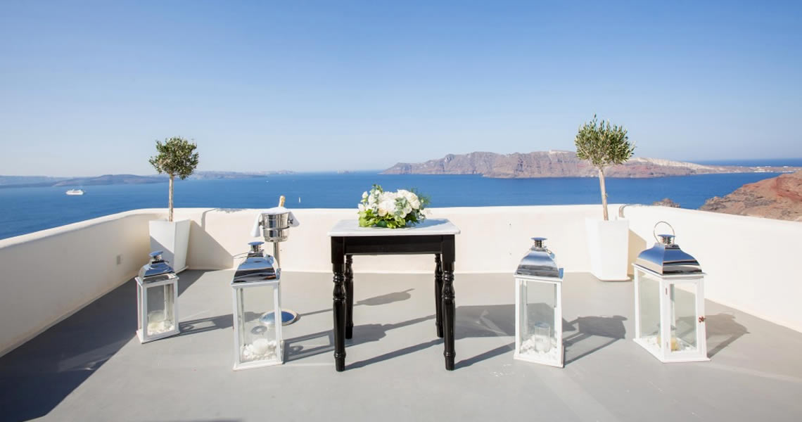 サントリーニ島イア・カナベスイアスイーツ結婚式会場イメージ