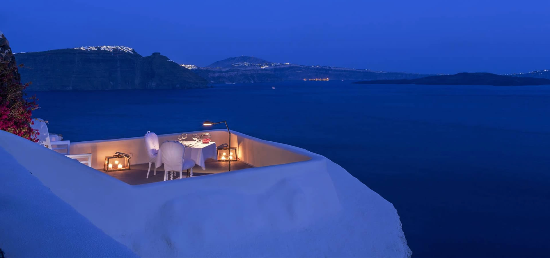 サントリーニ島カナベススイート