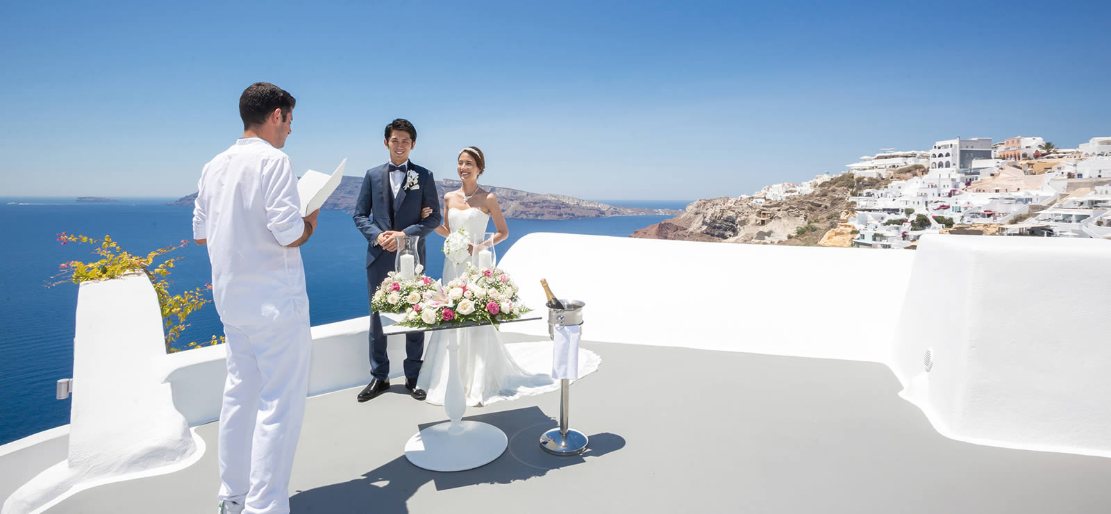 サントリーニ島イア・カティキエスホテル挙式 人前式