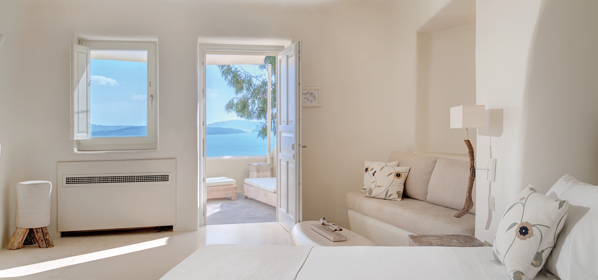 サントリーニ島