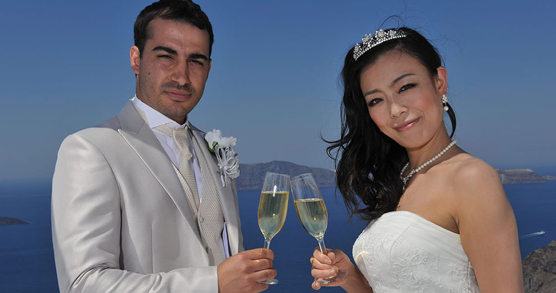 サントリーニ島イア・サンロックス 挙式カップル