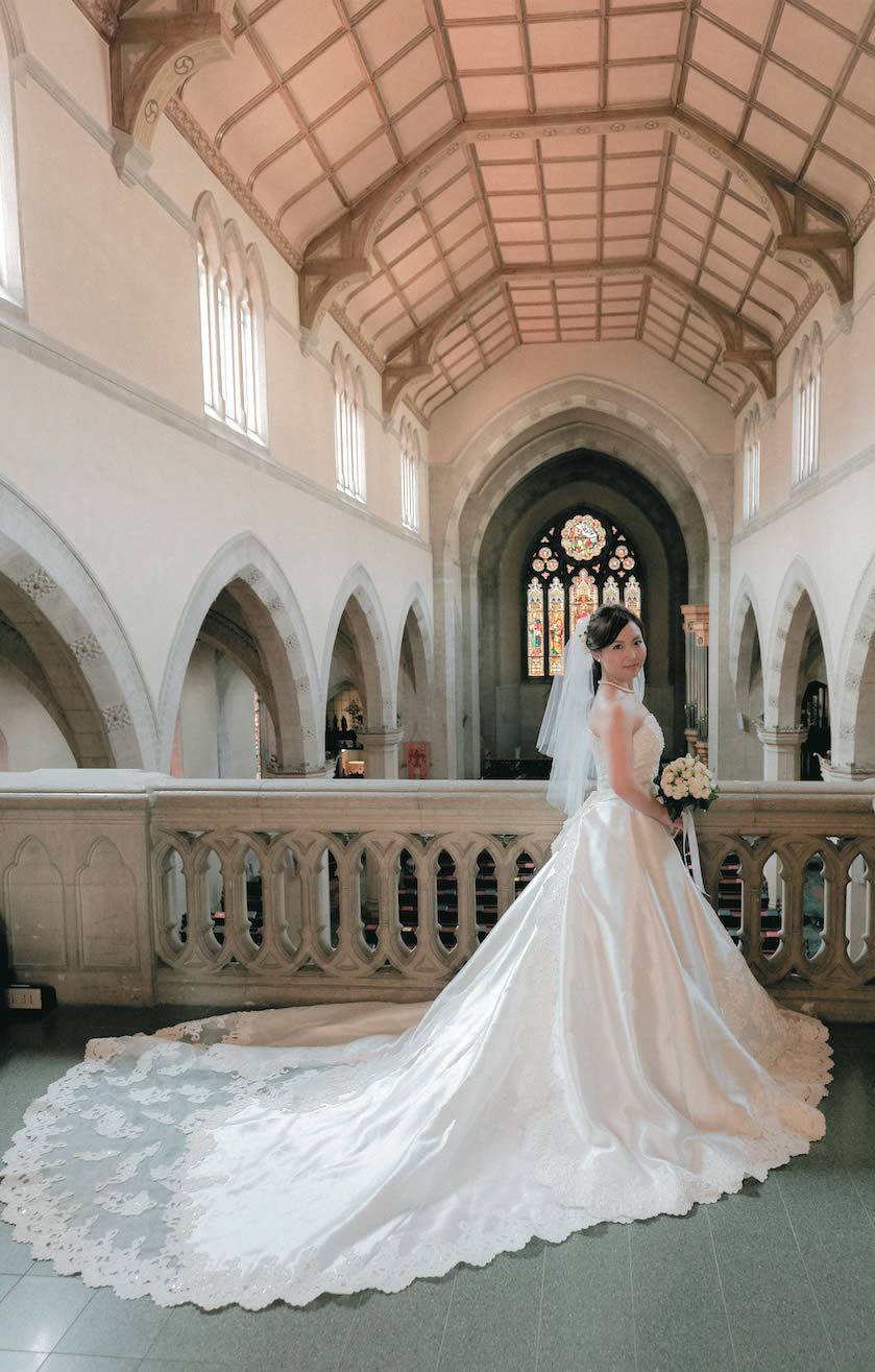 イタリア・フィレンツェ・セントジェームズ教会ウェディングブライド