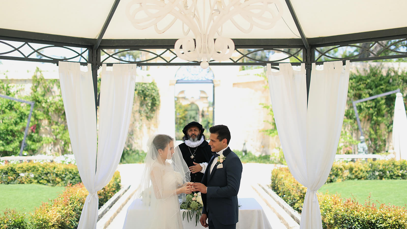 マルタ・パラッツォ・パリジオガーデン挙式