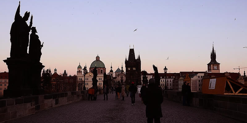百塔の美しい街・プラハ
