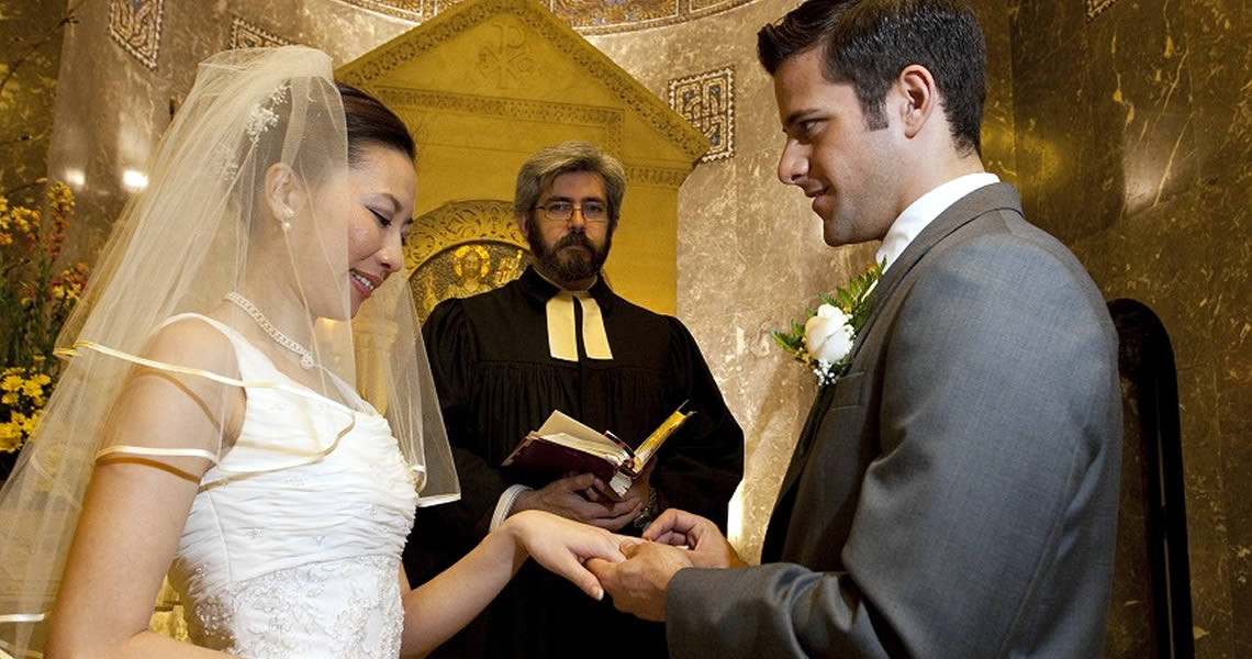 マドリード挙式イグレシア・エヴァンヘリカ・アレマナ教会邸宅ウェディング