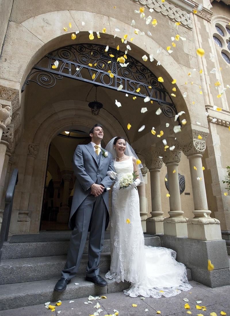 マドリード挙式イグレシア・エヴァンヘリカ・アレマナ教会ウェディングブライド