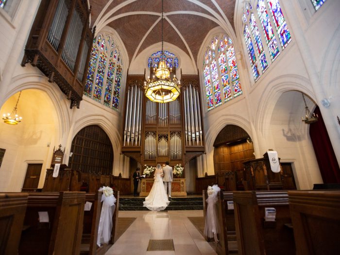 パリ・アメリカンチャーチウェディングレセモニー