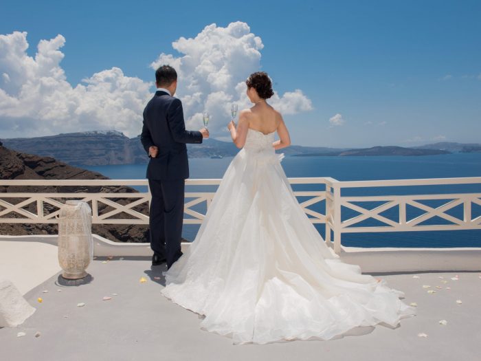 ミスティークホテルウェディングカップル乾杯