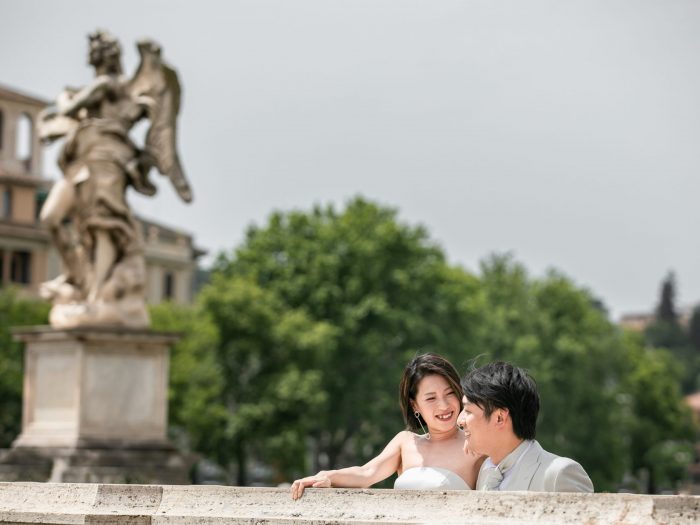 ローマ・セントポールズ教会ウエディングカップルフォトウェディング