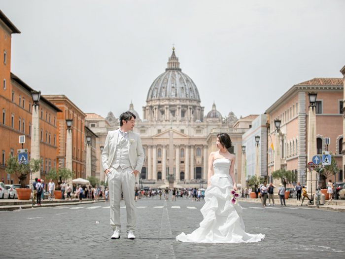 ローマ・セントポールズ教会カップルフォトツアー