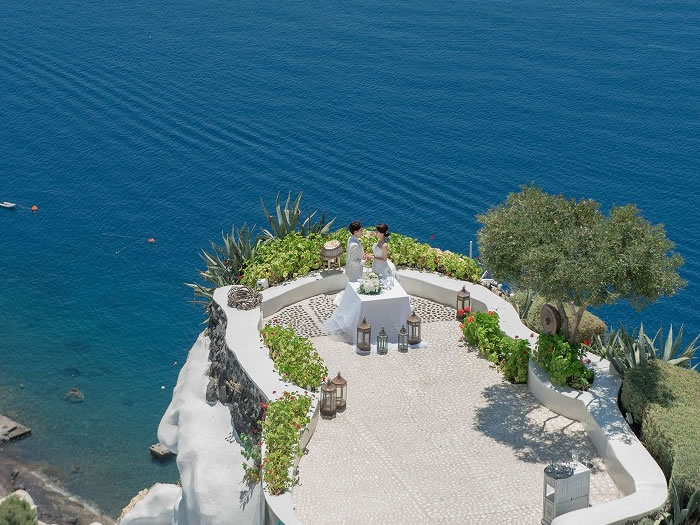 アンドロニスラグジュアリースイーツ挙式セレモニー