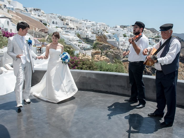 アンドロニスラグジュアリースイーツ挙式ダンス