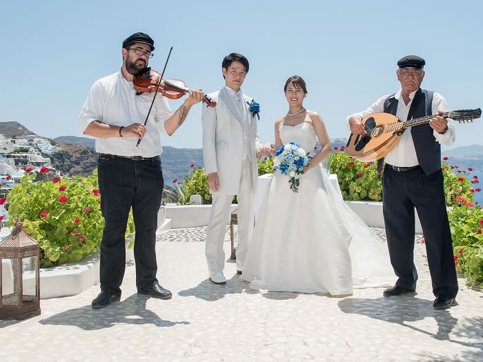 アンドロニスラグジュアリースイーツ挙式カップル