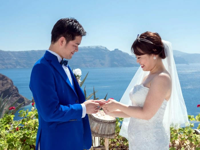 アンドロニスラグジュアリースイーツ挙式セレモニー指輪交換